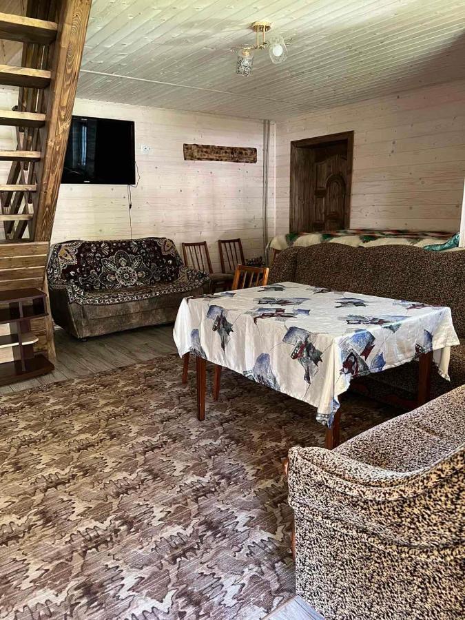 На Березові Krivorovnya Bagian luar foto