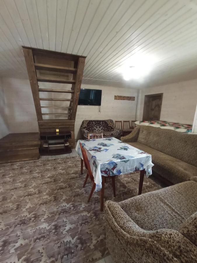 На Березові Krivorovnya Bagian luar foto